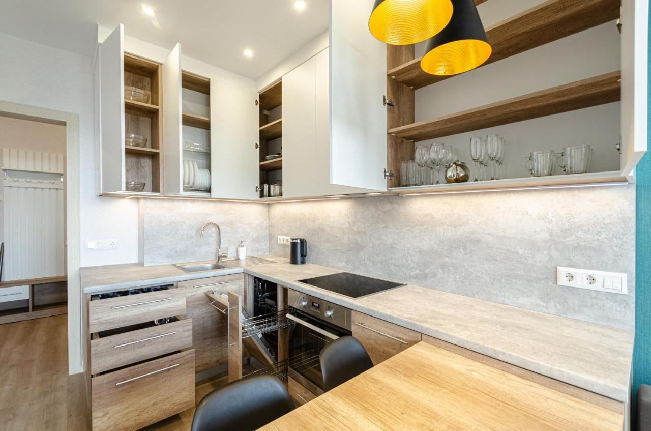 Petrovdom 5-25 In Cozy Apartment In Residential Complex "Beresteiskyi" Kiev Exteriör bild