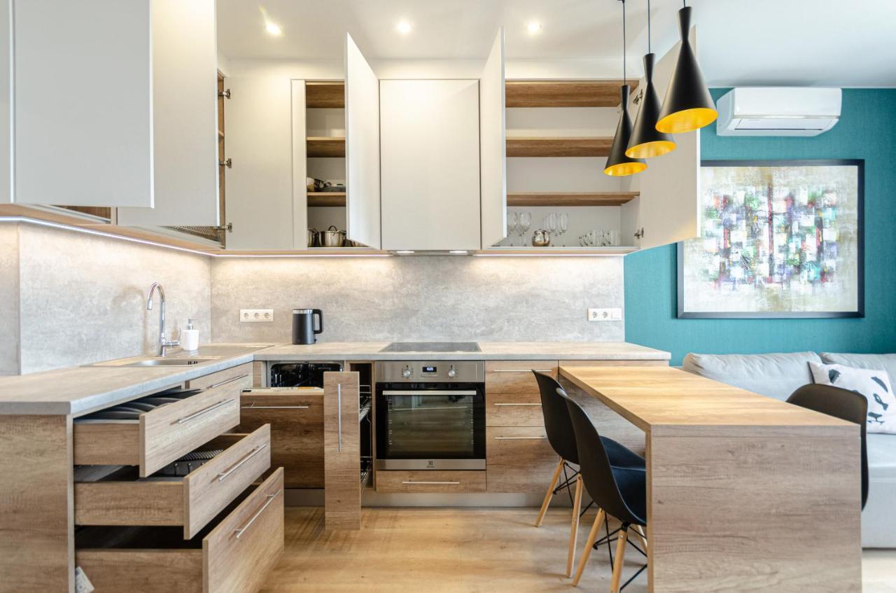 Petrovdom 5-25 In Cozy Apartment In Residential Complex "Beresteiskyi" Kiev Exteriör bild