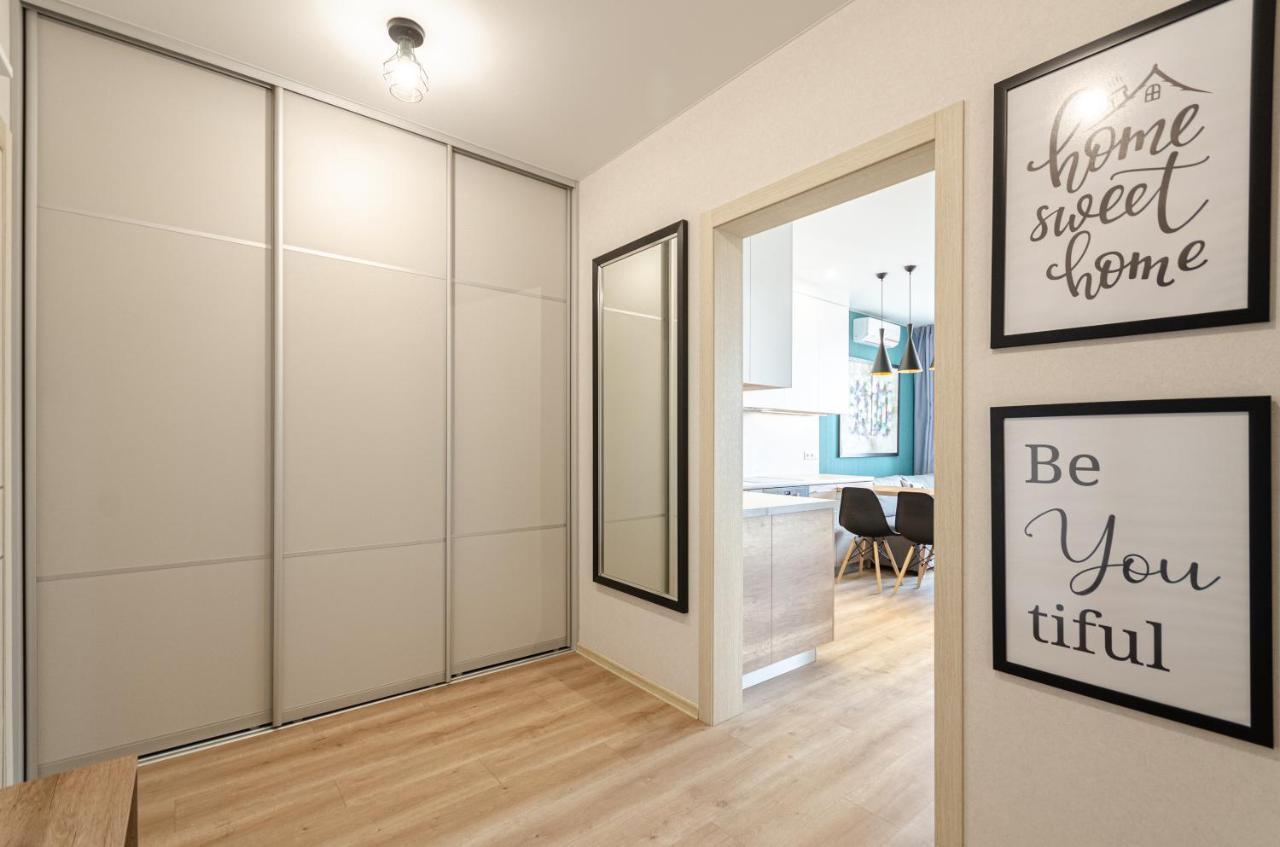 Petrovdom 5-25 In Cozy Apartment In Residential Complex "Beresteiskyi" Kiev Exteriör bild