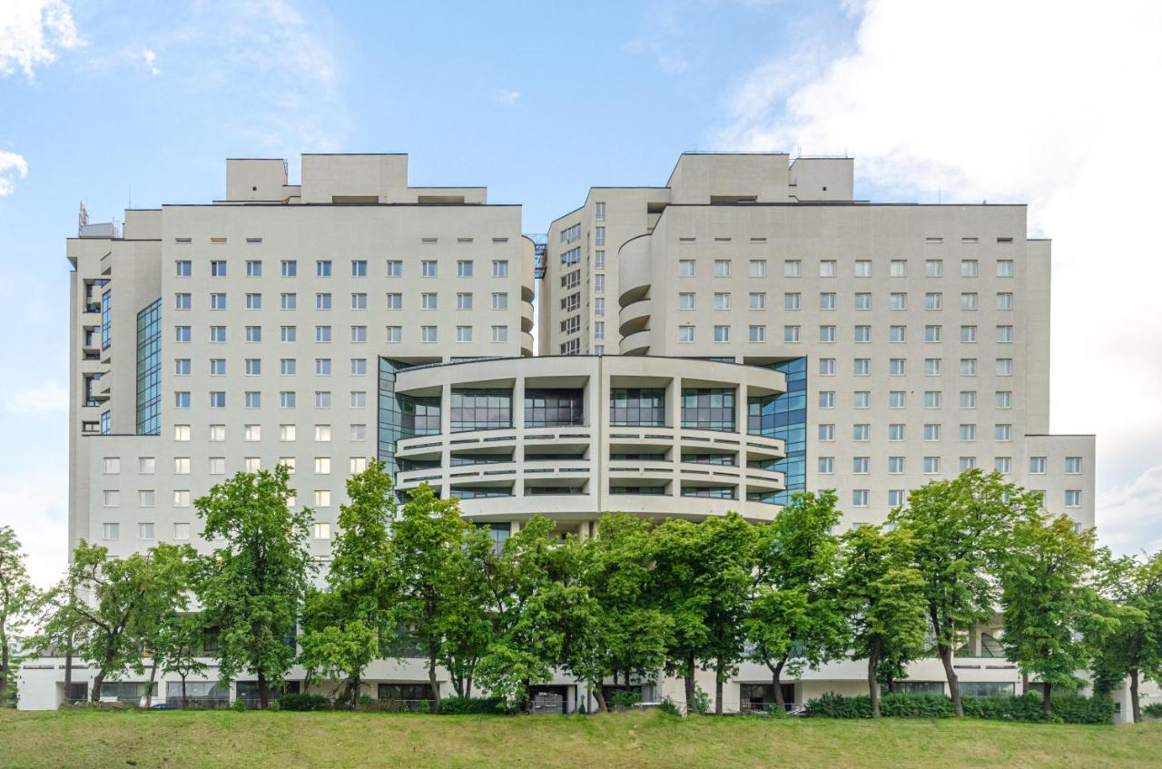 Petrovdom 5-25 In Cozy Apartment In Residential Complex "Beresteiskyi" Kiev Exteriör bild